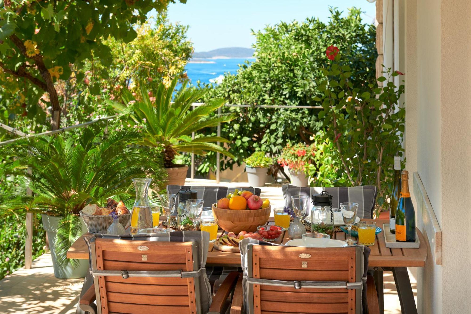 Green Oasis Hvar Town Exterior photo
